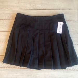 Brandy Melville Pleated Skort